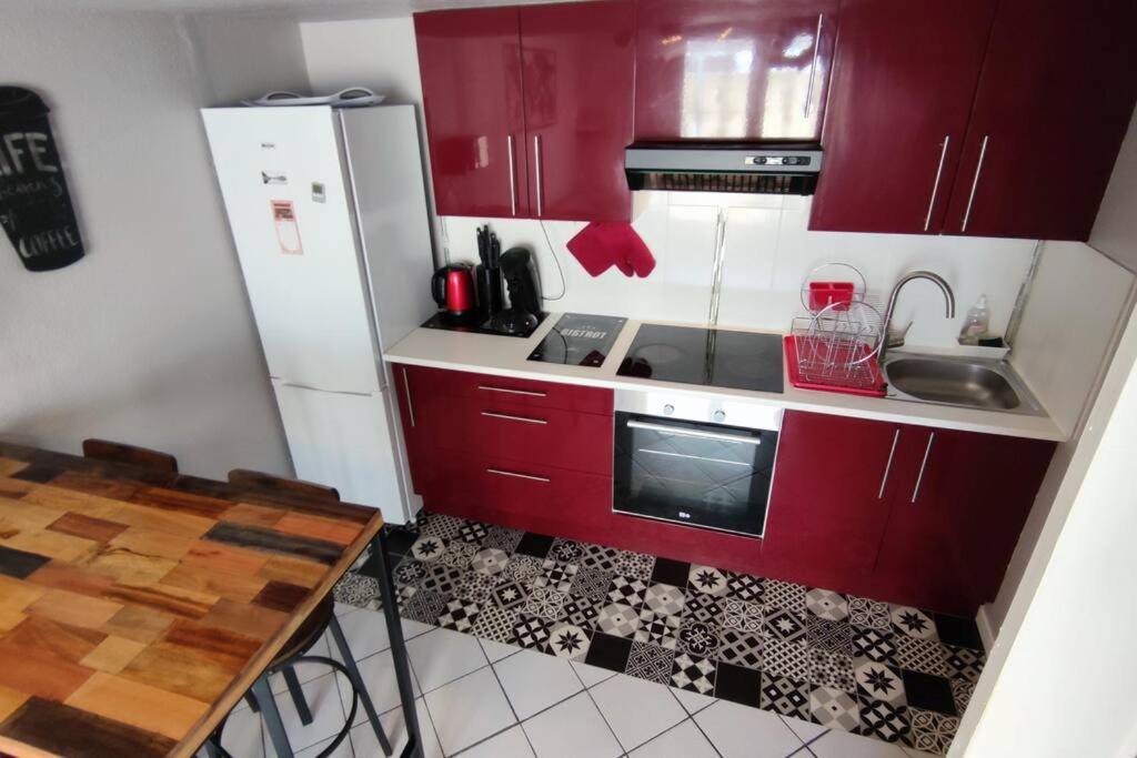 Holiday home Joli T2 Avec Clim, 4/6 Personnes,500m De La Plage.